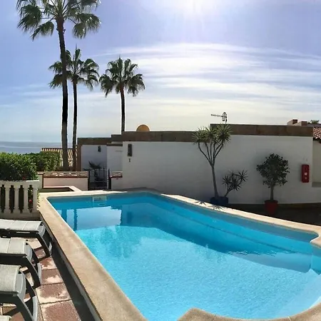 Fernando, Panorama Jardin 빌라